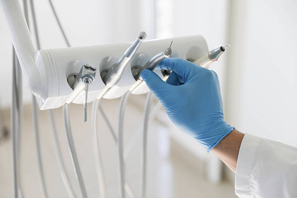 Professional Emergency Dentist technician working in Athens, TX